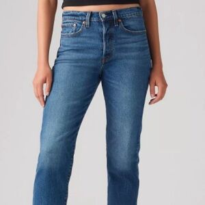 Levi’s Wedgie Straight Leg Jean size 27